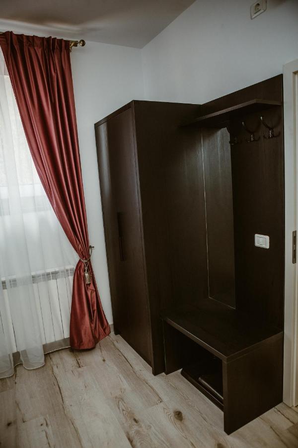 Arini White House Apartment ซีบิว ภายนอก รูปภาพ