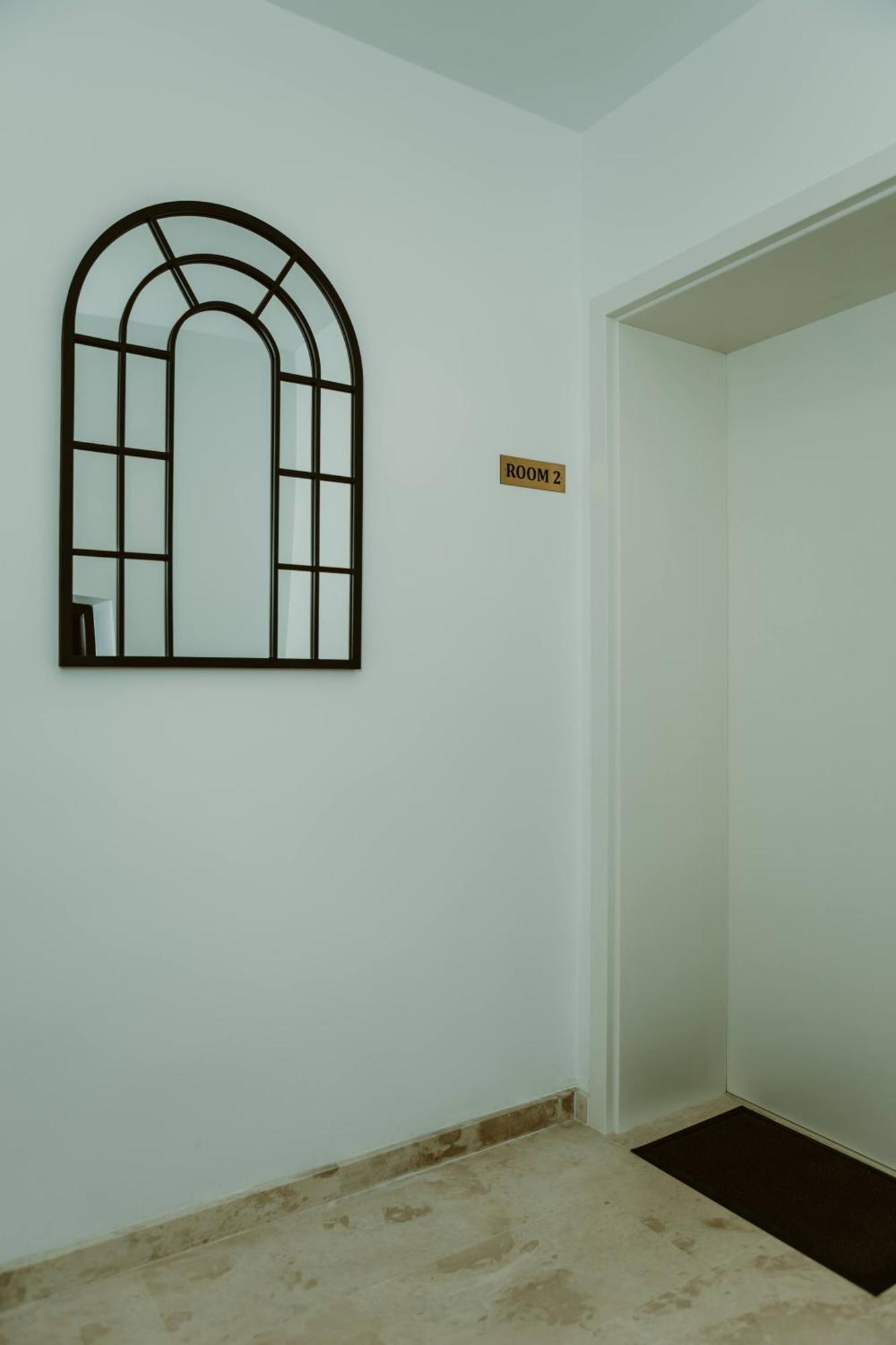 Arini White House Apartment ซีบิว ภายนอก รูปภาพ