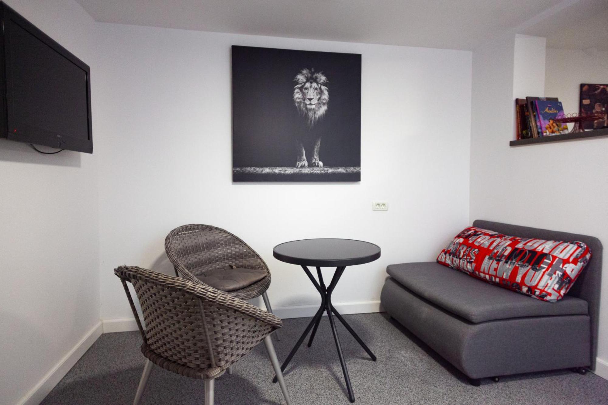 Arini White House Apartment ซีบิว ภายนอก รูปภาพ